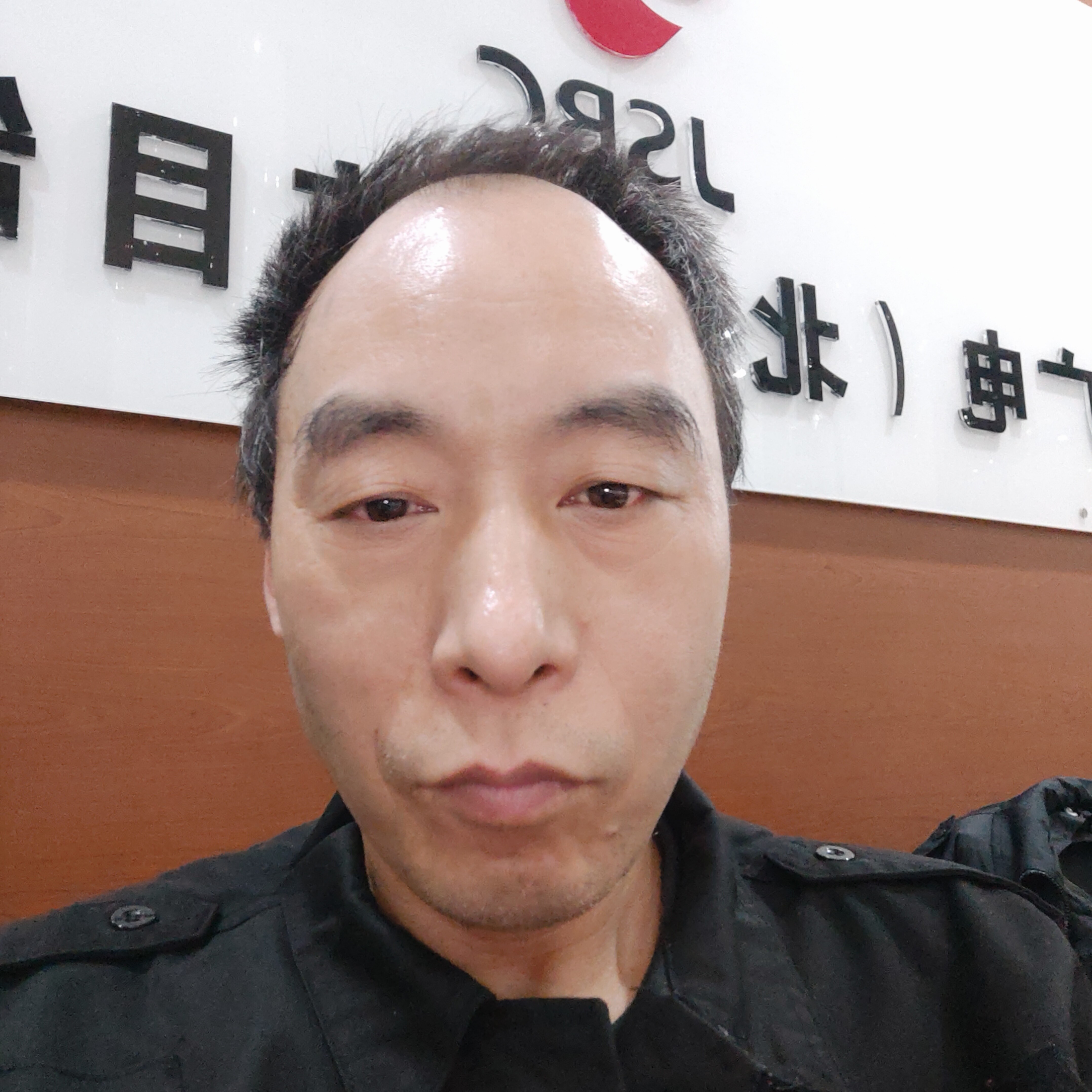 稳重邂逅外套的照片