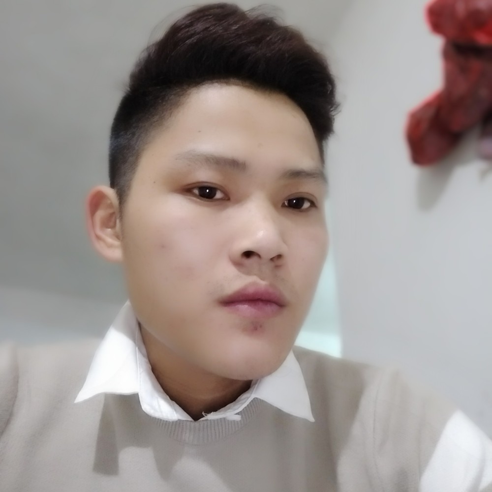 安静苦恋天空的照片