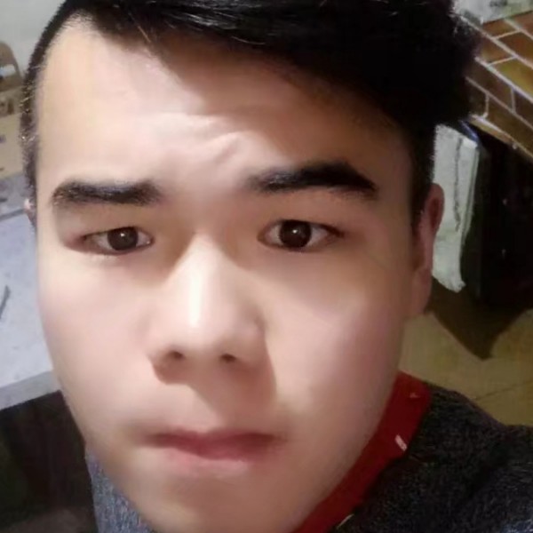 阿伟11的照片