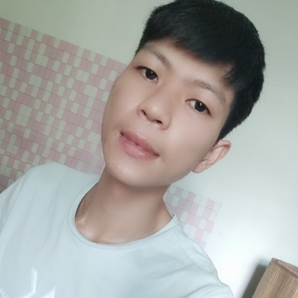 ୧⍤⃝   小东的照片