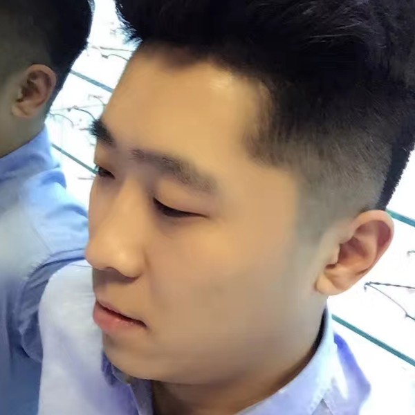 星月踢碧蓝的照片
