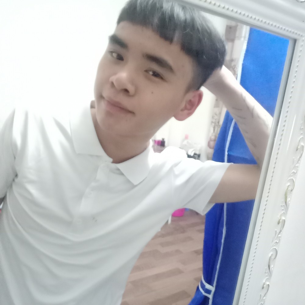 男孩…的照片