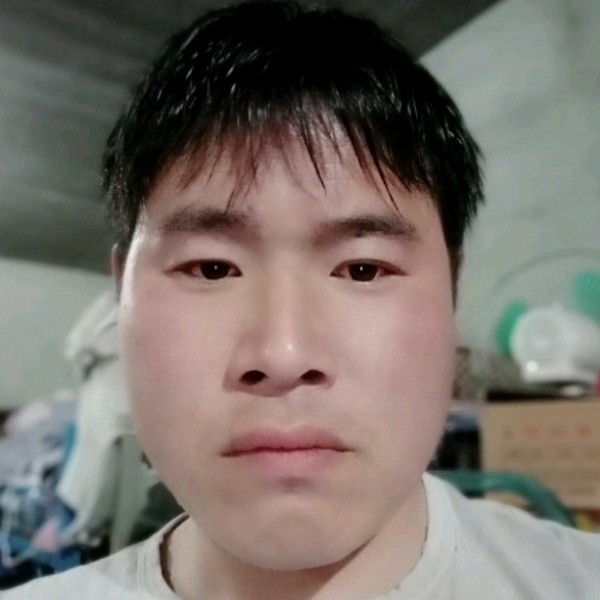陆五季的照片