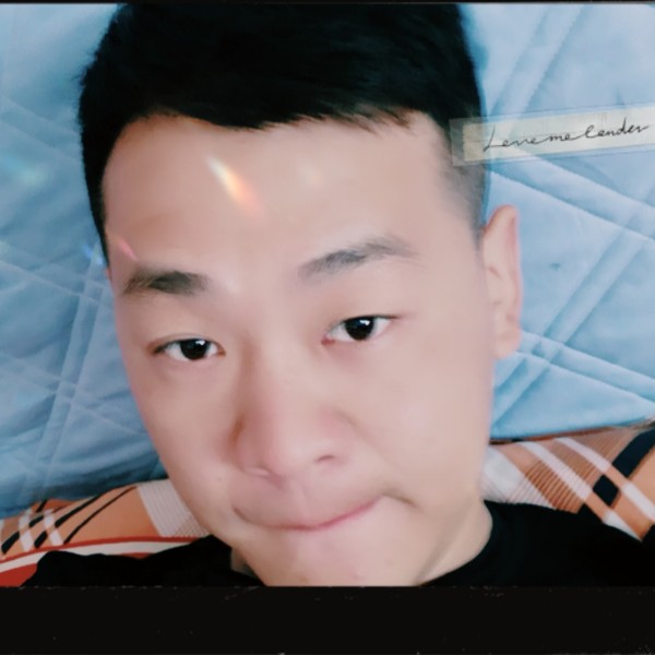 百褶裙热心的照片