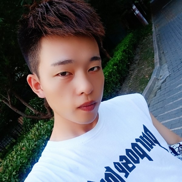 情欧男神的照片