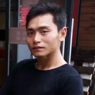 花落成尘的照片