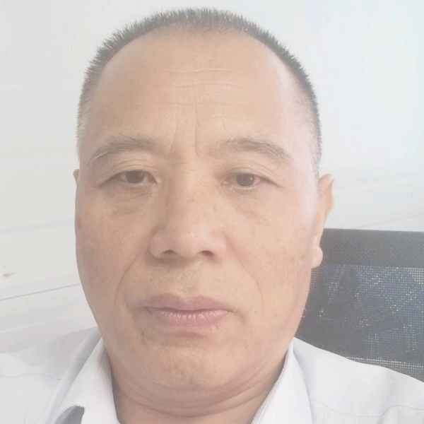 中年人A的照片