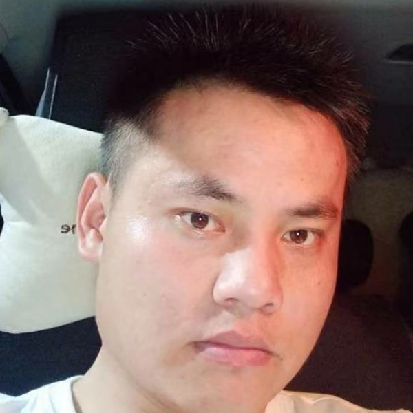 枫叶踢自信的照片