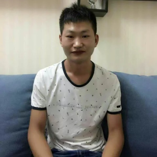 激动爱自行车的照片