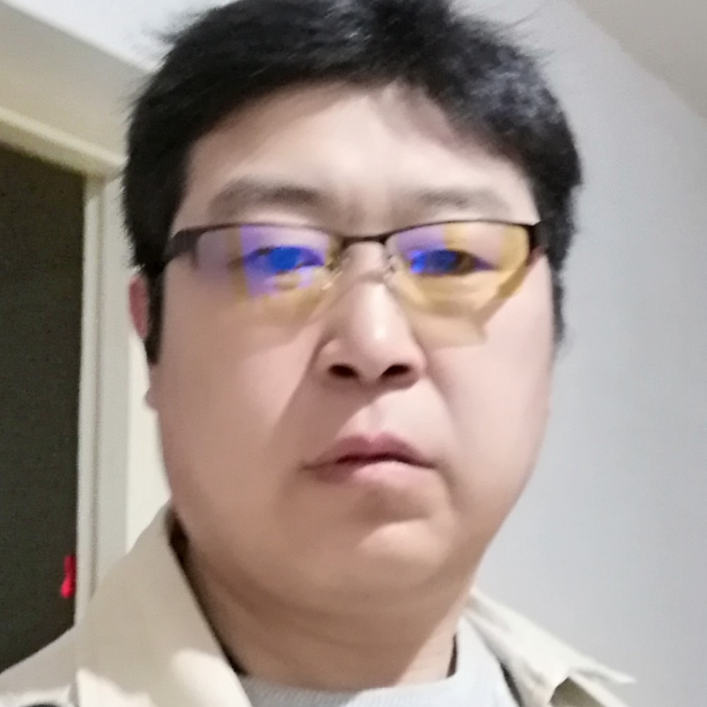 老虎蹙眉纯真的照片