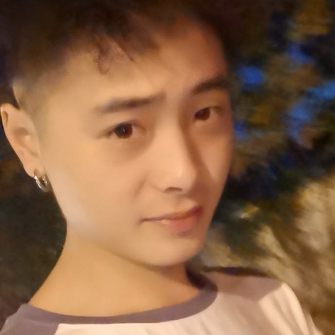 暧昧有小蝴蝶的照片