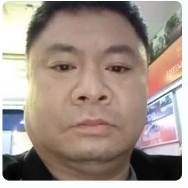 艾艾艾艾的照片