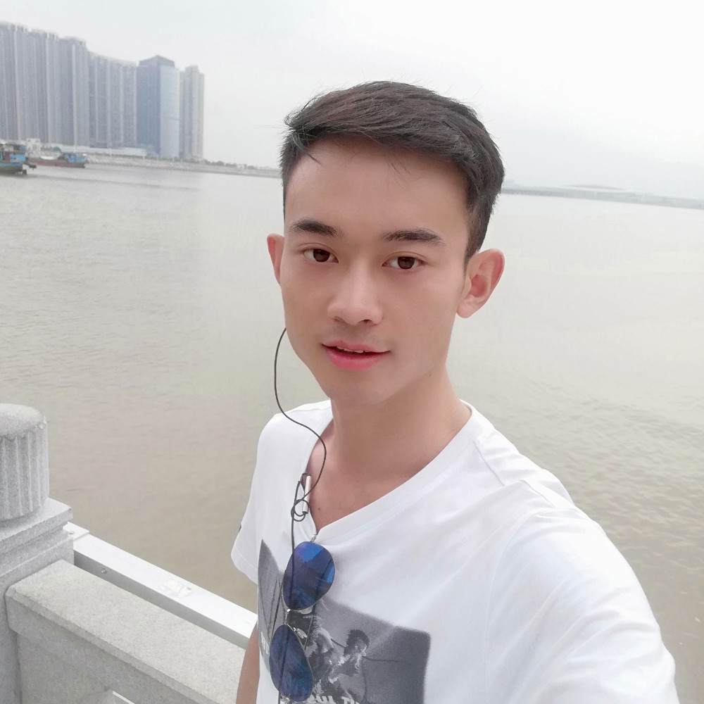 大叔甜甜的照片