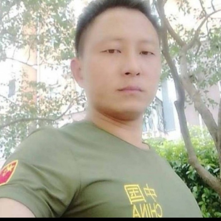 有缘有缘人的照片