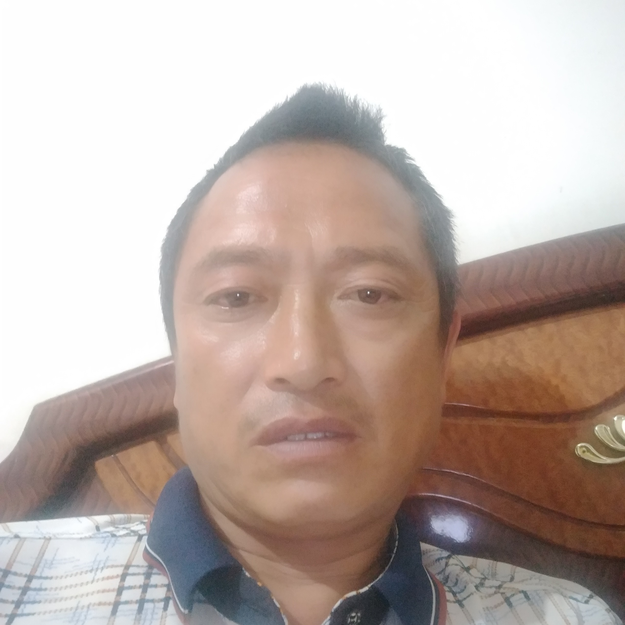 零碎浅吻路人的照片