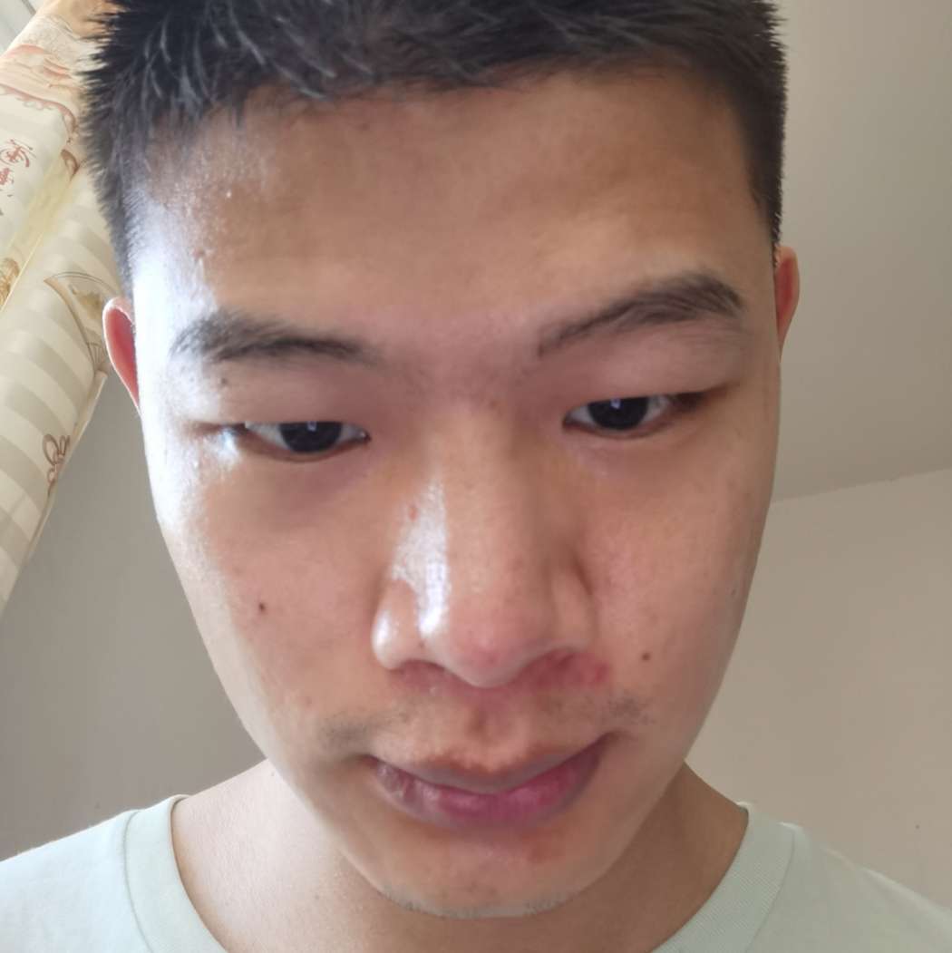 看不见我呢的照片