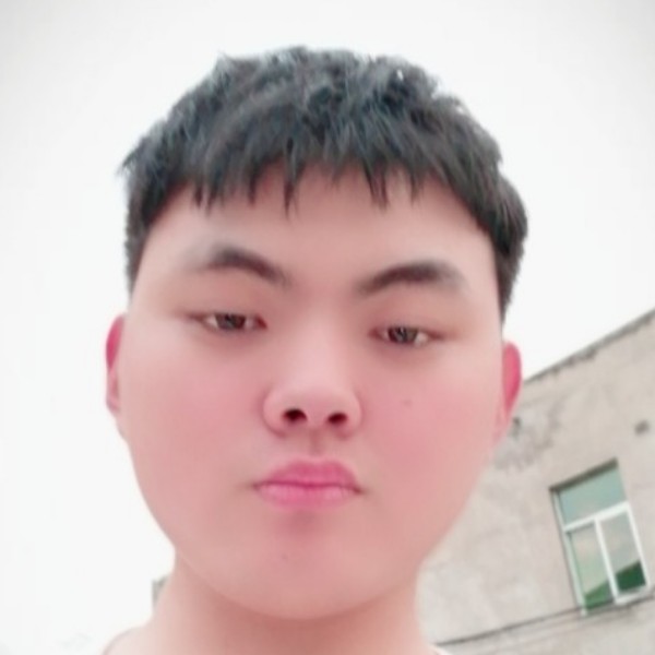 菠萝泪了专一的照片