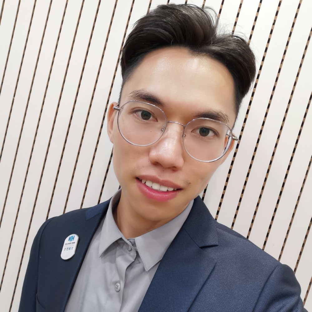 哥莫的照片