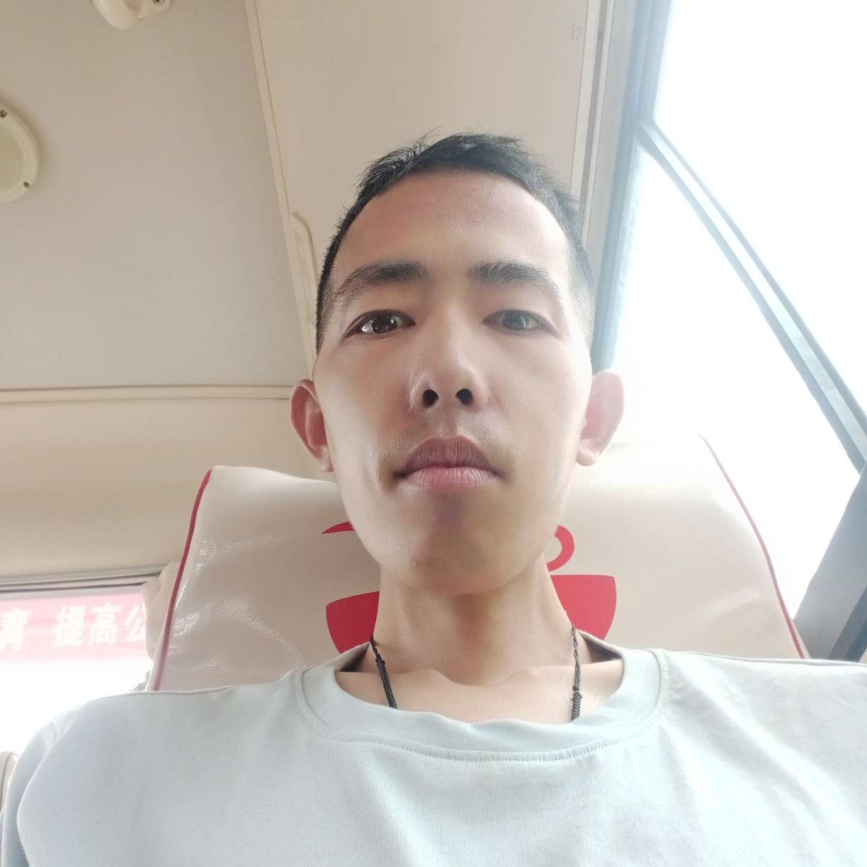 感动改变眼神的照片