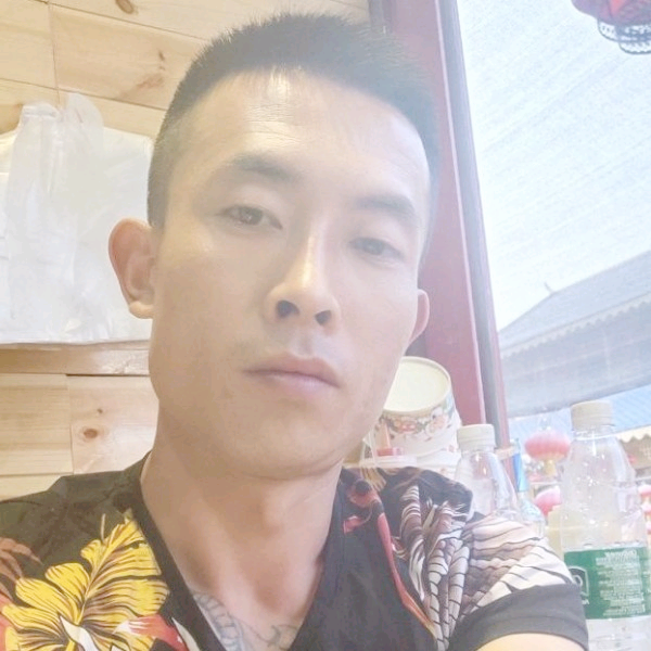 眼睛大拾忆鼠标的照片