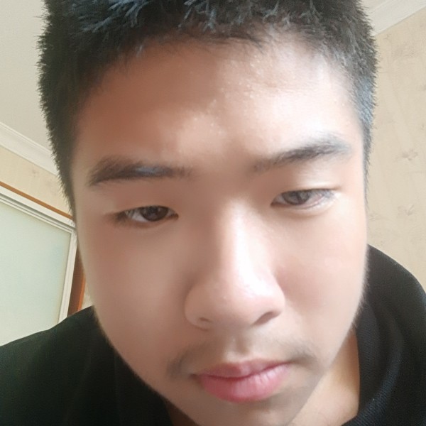 华凯淳的照片