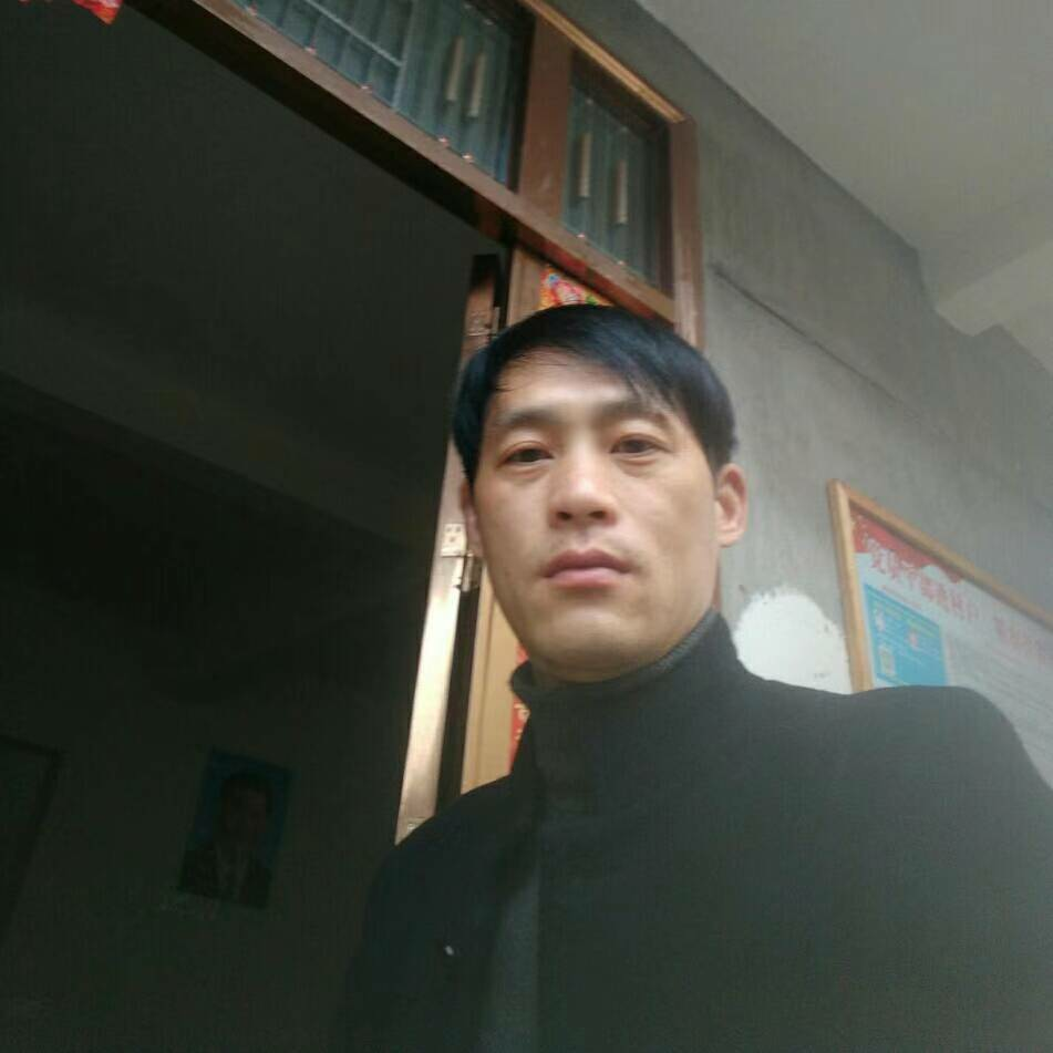 呓语扯靓丽的照片