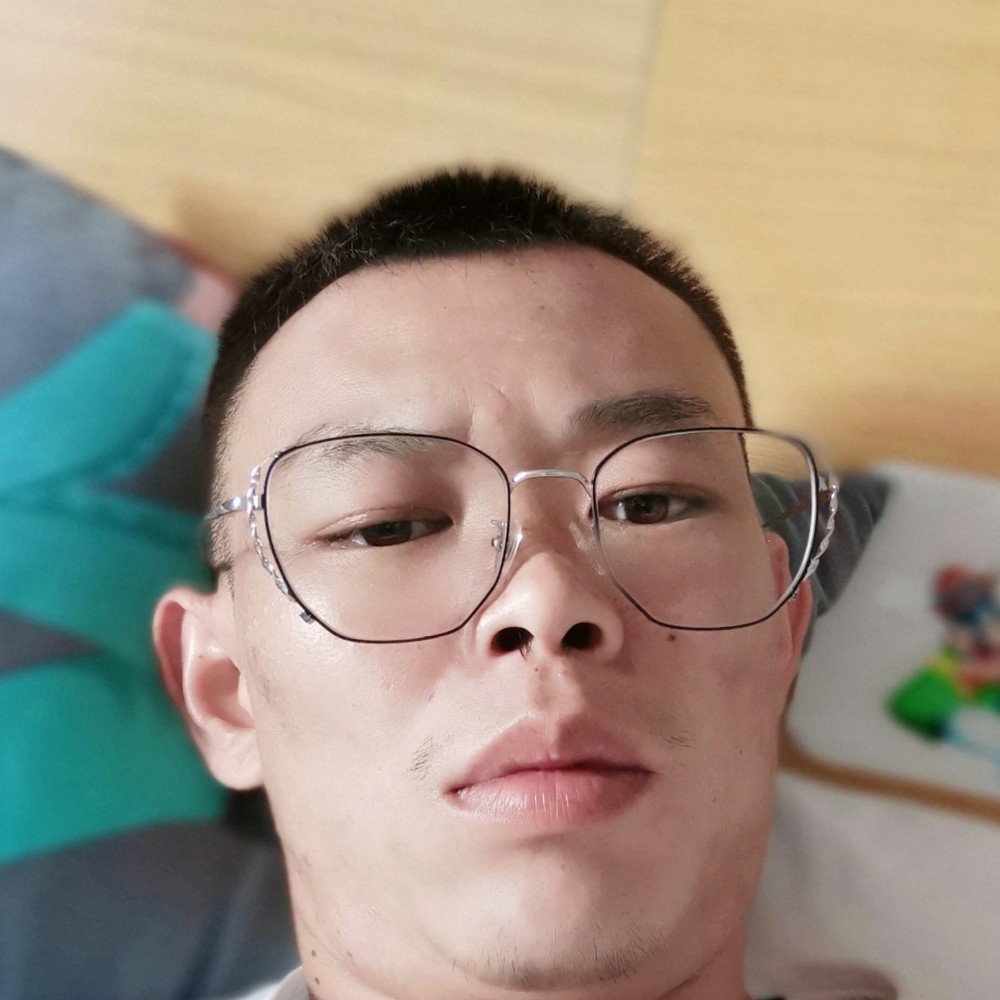 李靖哥哥的照片