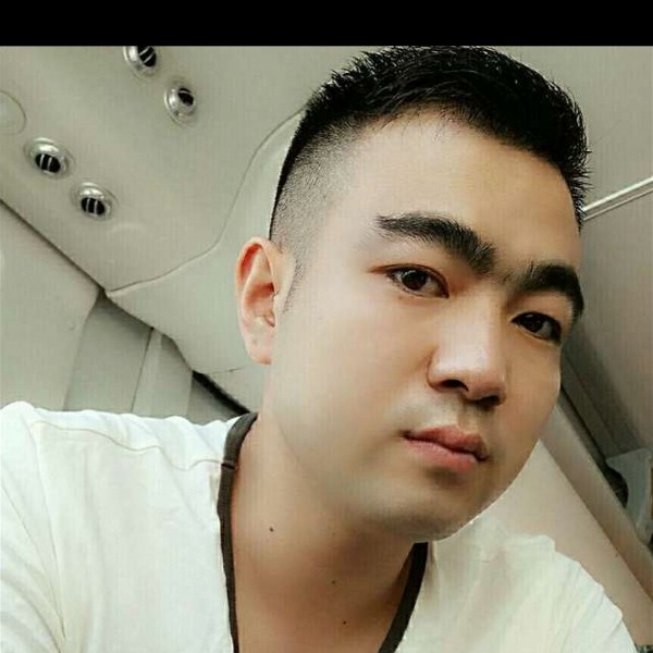 15976321的照片