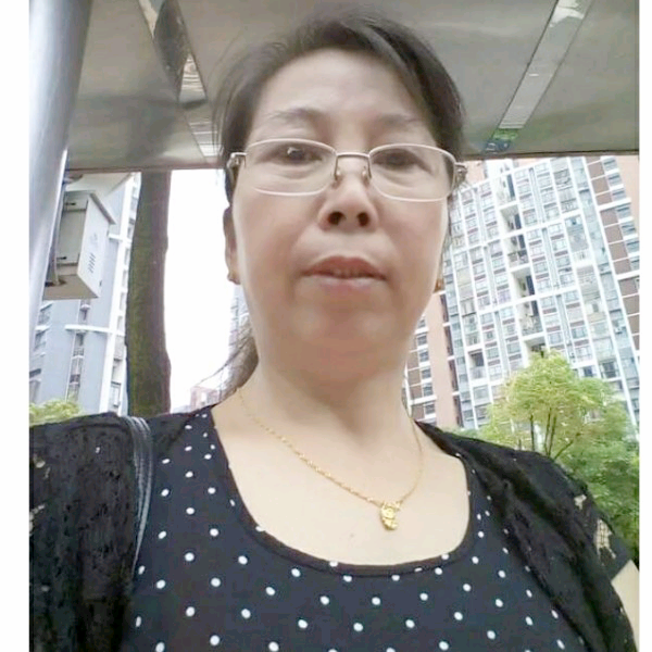青琯安静的照片