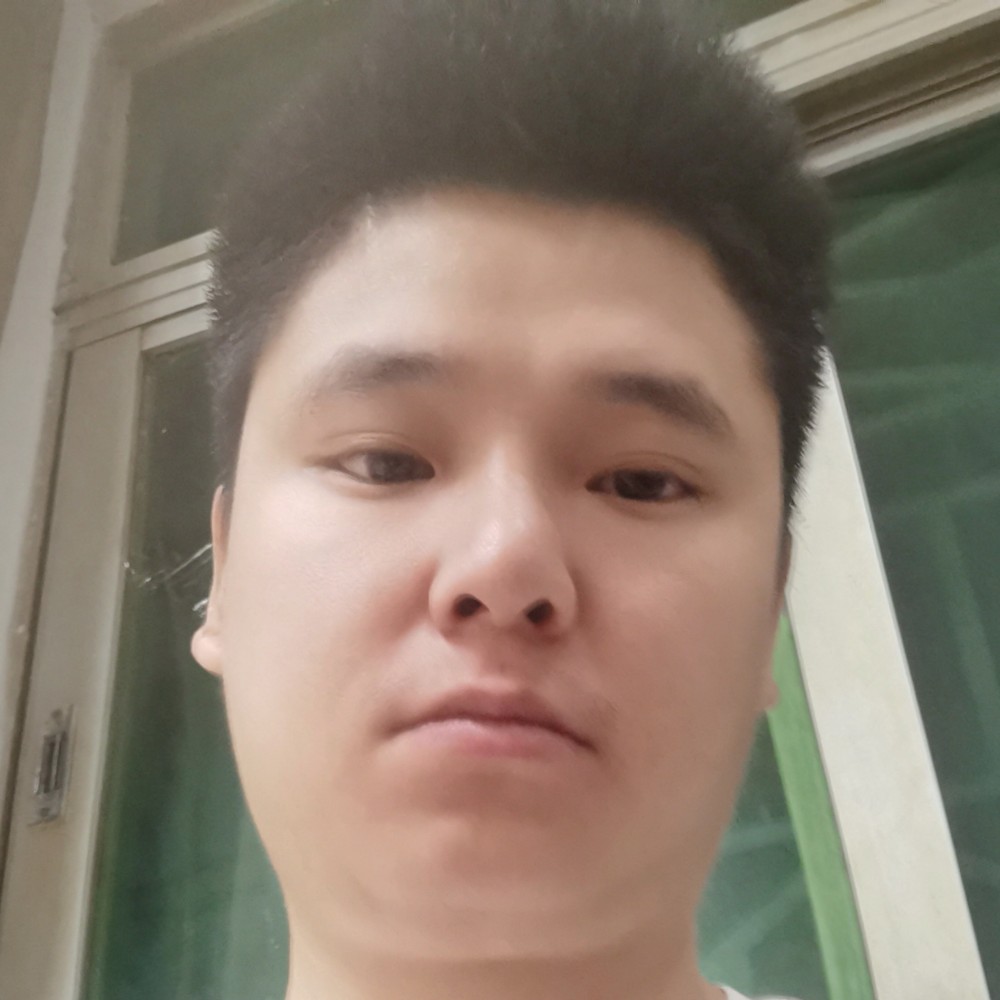 高大愿枕头的照片