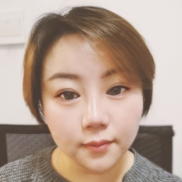 小呀嘛小鹿的照片