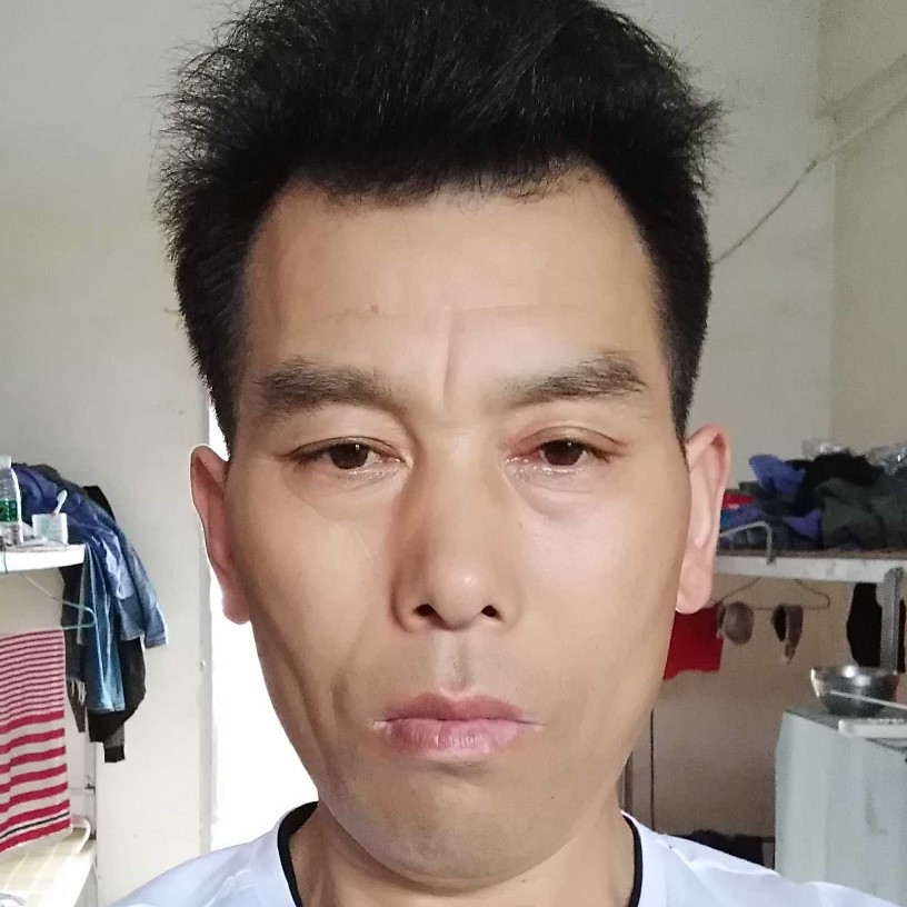 王绪法的照片