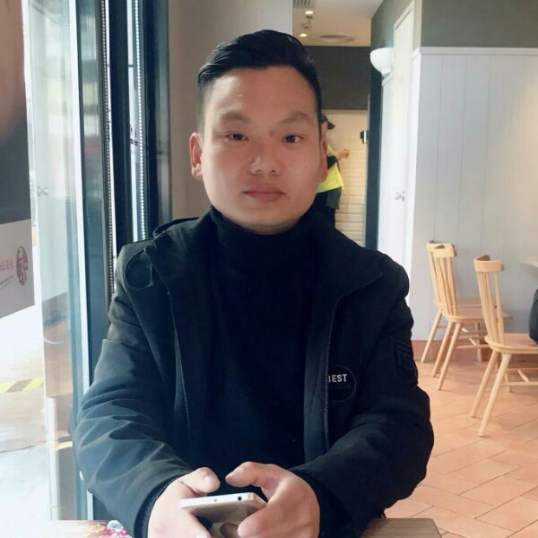 落后枕头的照片