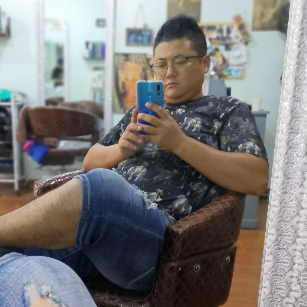 仙人掌倾心留胡子的照片
