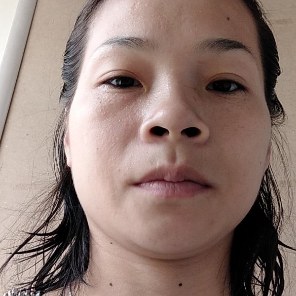 陈洛欣妈妈的照片
