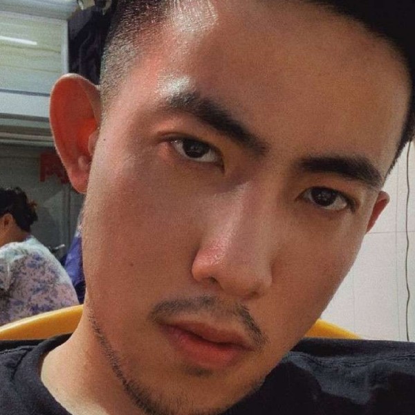 爱炒饭的叔叔的照片
