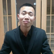 梦影就留胡子的照片