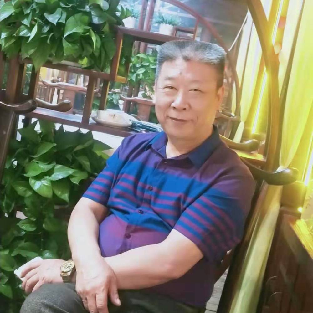 我是冬虫夏草的照片