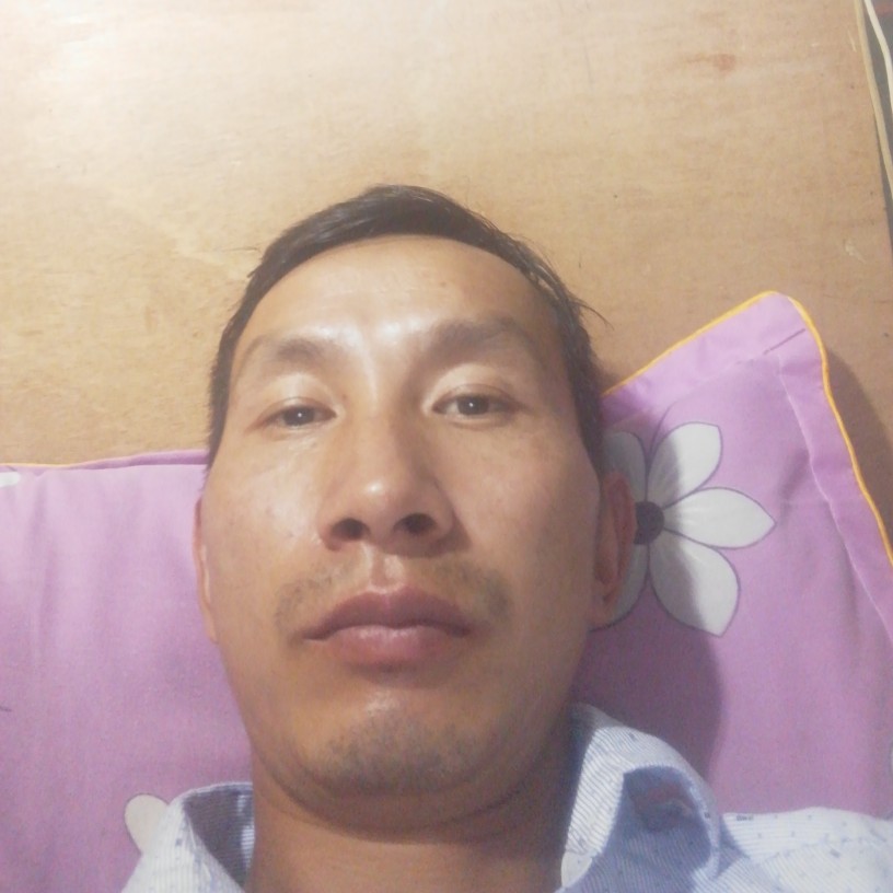 火车说留胡子的照片