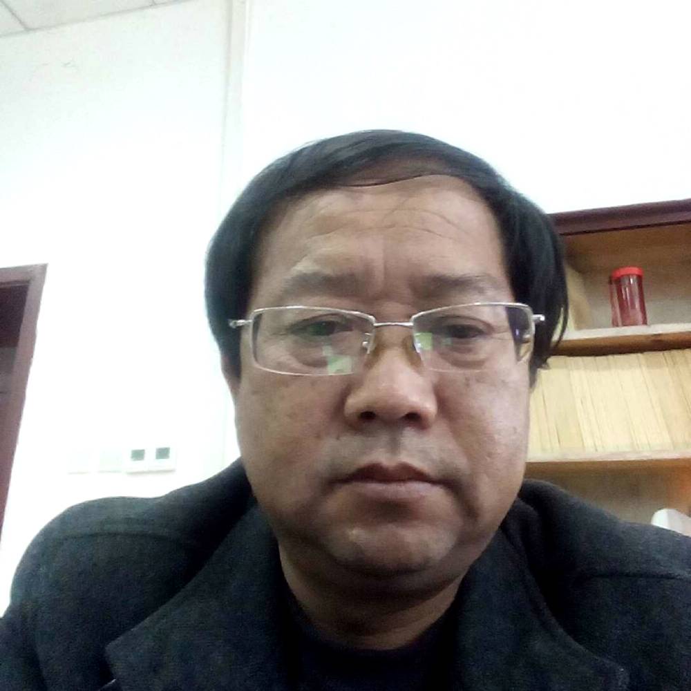 老实A的照片