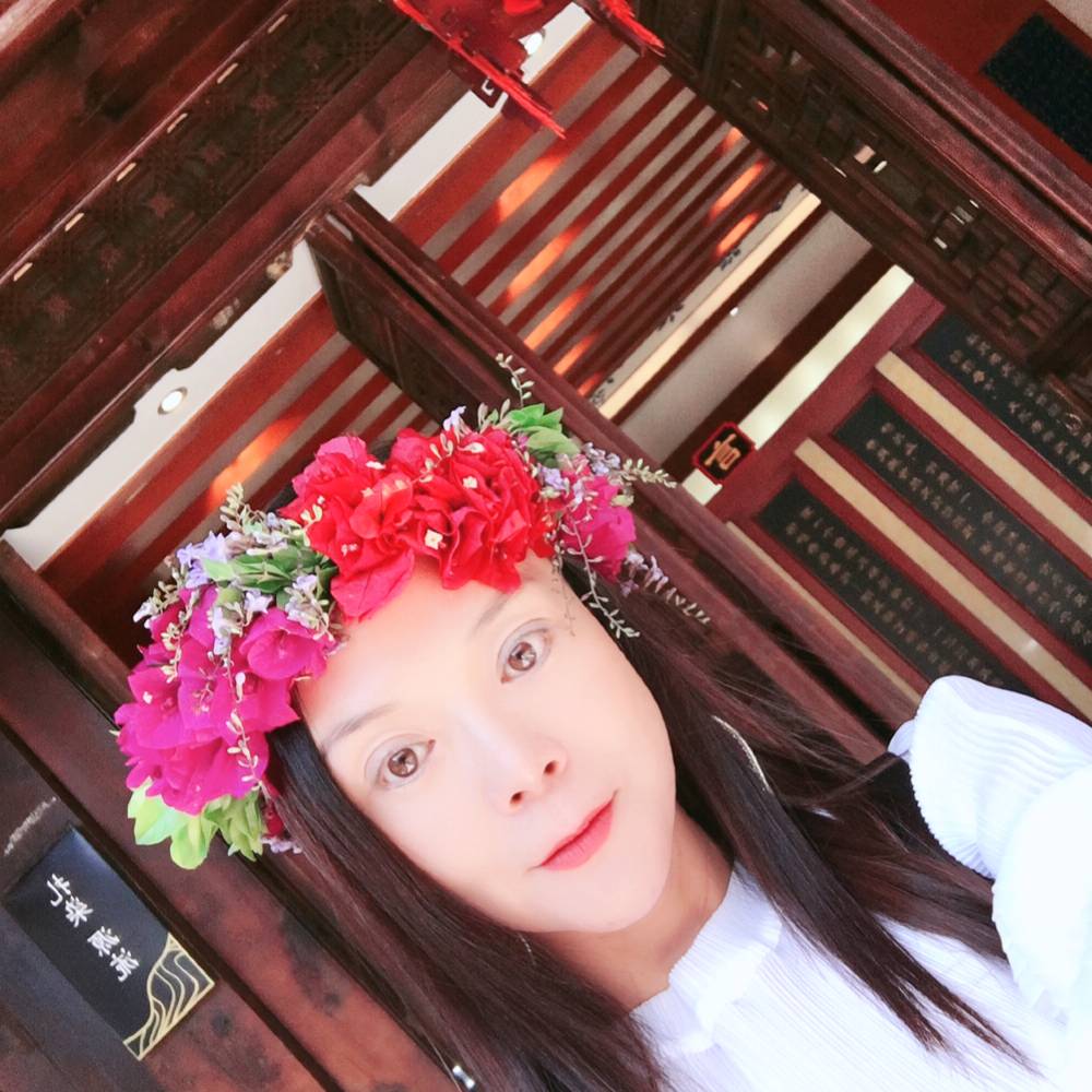 冰淇淋挽手会撒娇的照片