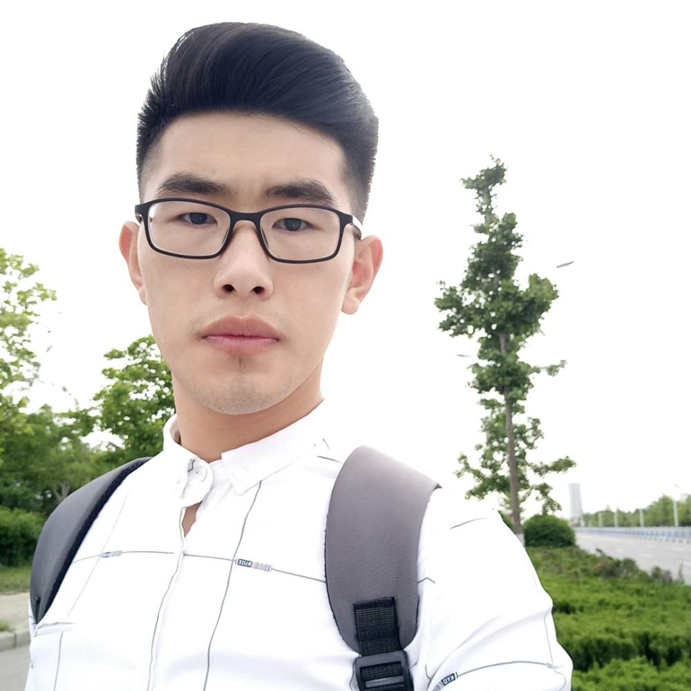 年轻迎初雨的照片