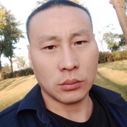 午夜缠绵的照片