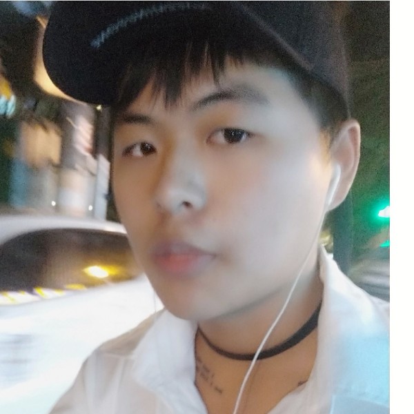 一个人的孤独谁能的照片
