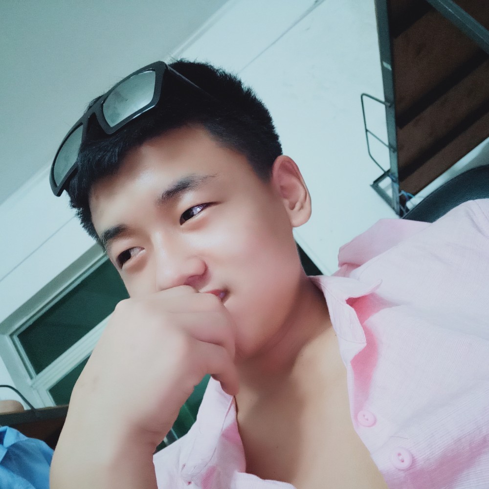 期待用害羞的照片
