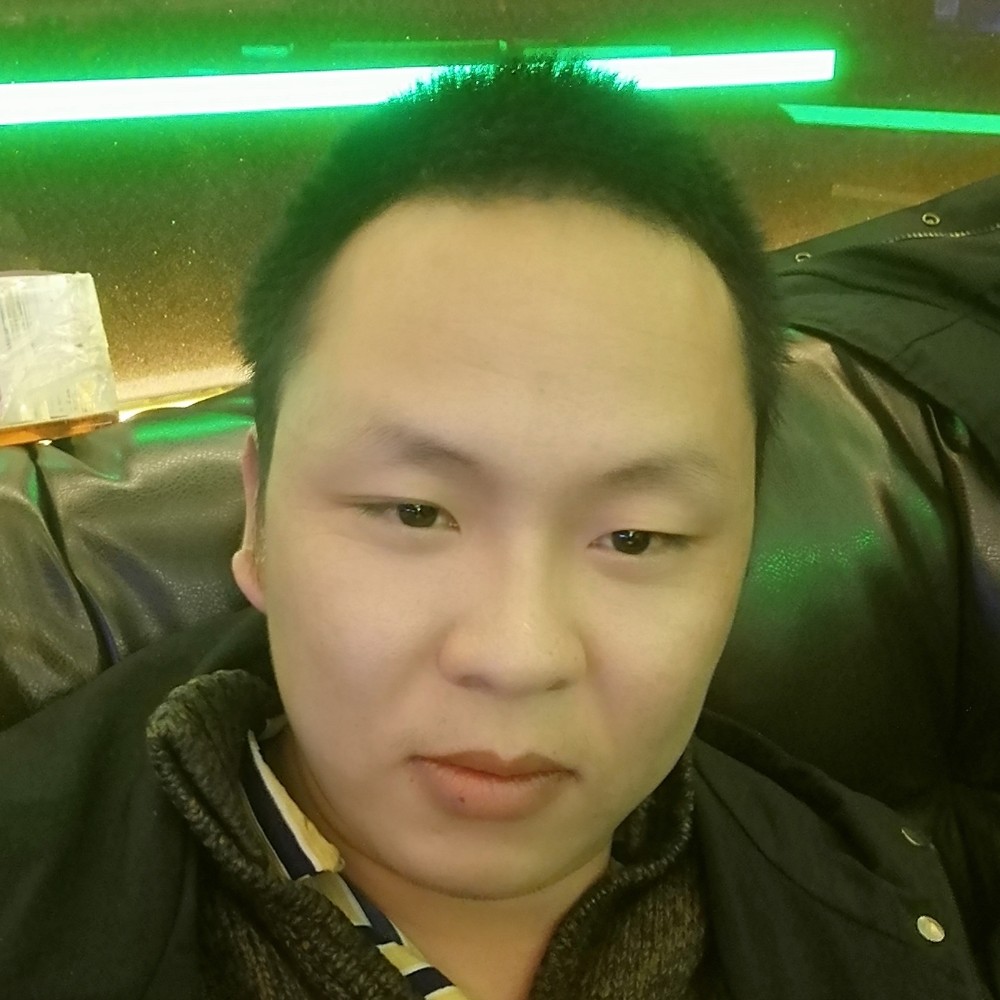 我是余峥的照片