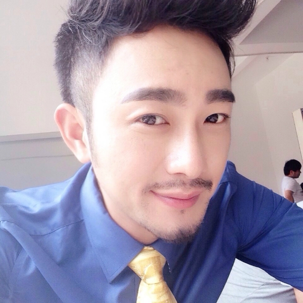 弘俊米轩的照片