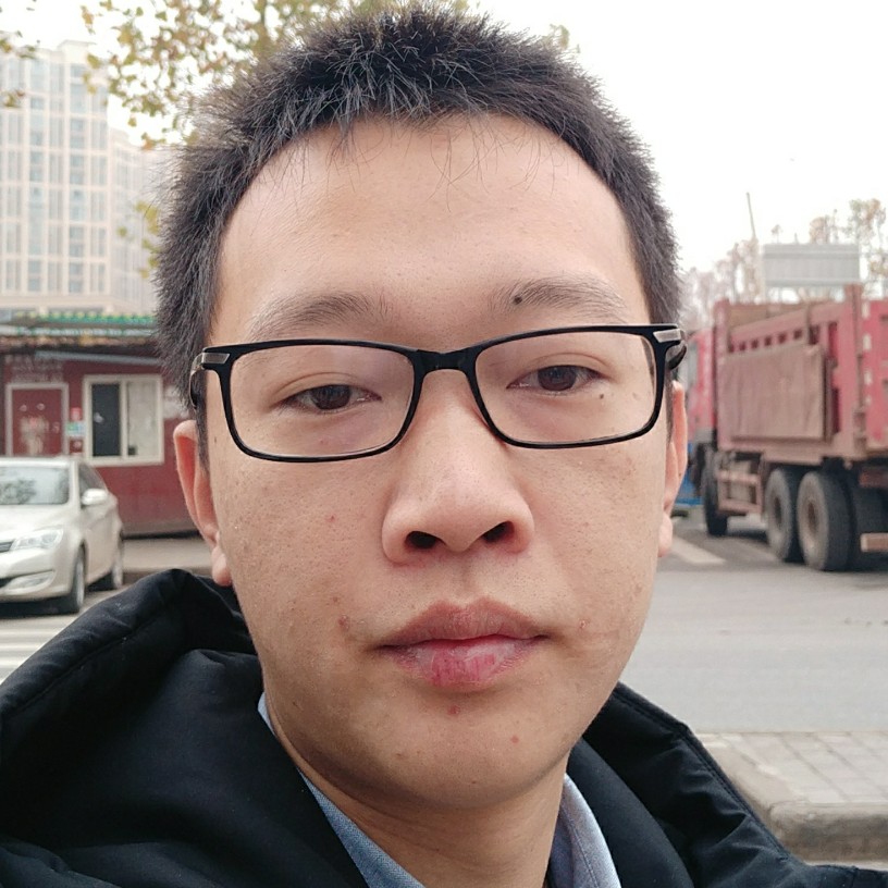 积极小松鼠丿的照片