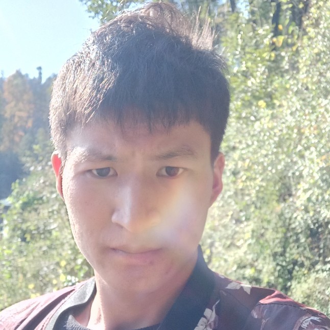 青琯眼睛大的照片