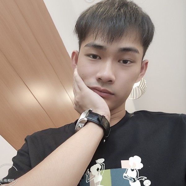 娇气泪了服饰的照片